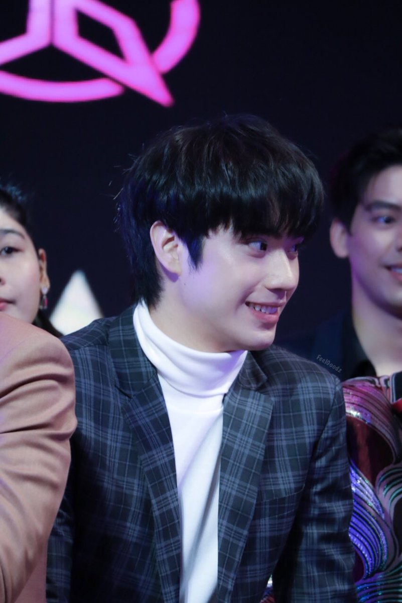 FeelGoodz_'s tweet image. น่าร้าก.. มองเพลินนน ~ 😌😊

#TEeThanapon 
#Superboyprojectfinalweek