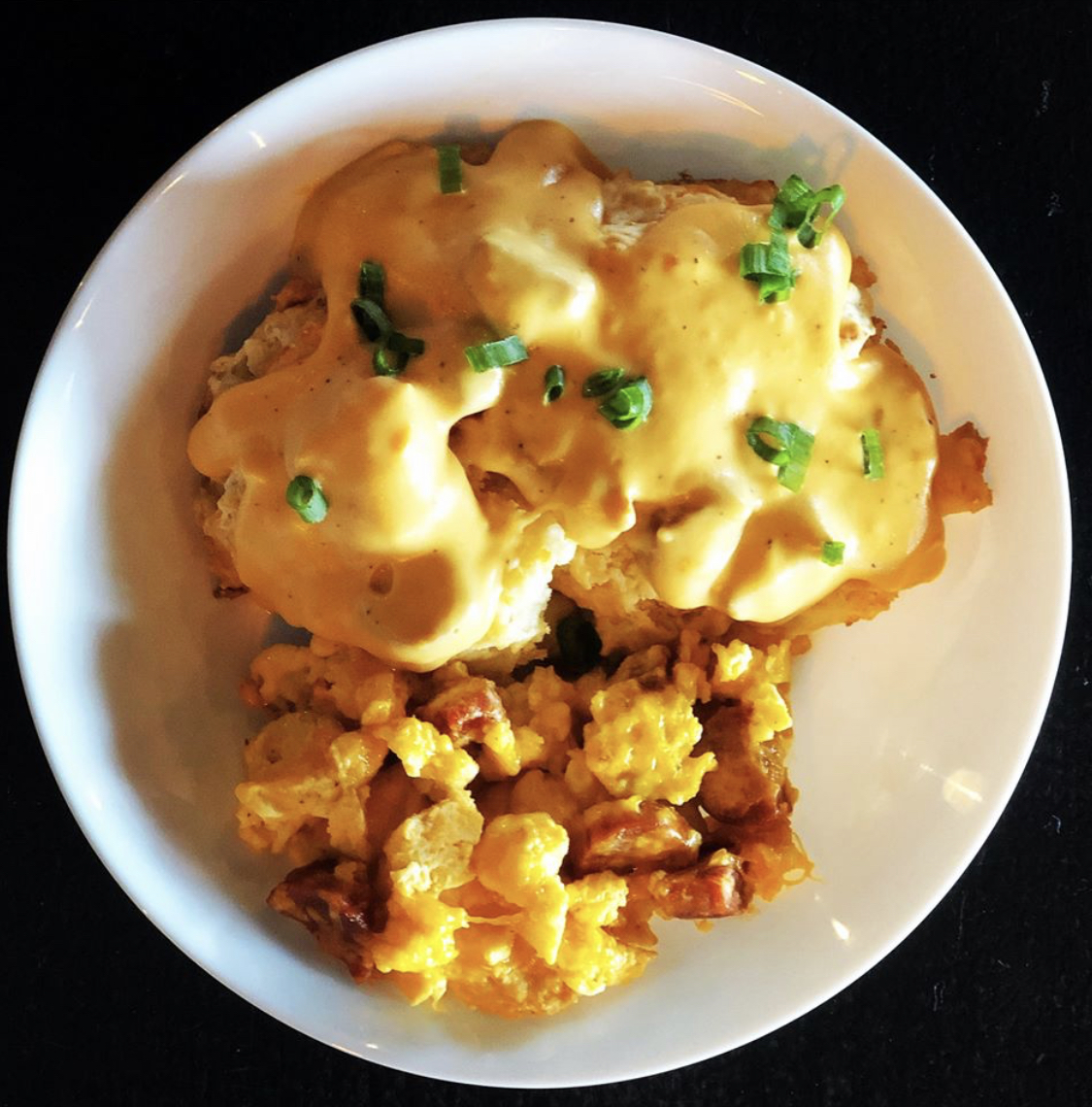 Brunch is coming at you! Come on in and grab something to cure that headache! Vegan and vegetarian options, plus a killer tap list and brunch mocktails! See you now! #blackcircle #craftbeer #brunch #indy <a href="/elenaruzindy/">Elena Ruz Indy</a> @all_is_sonny
