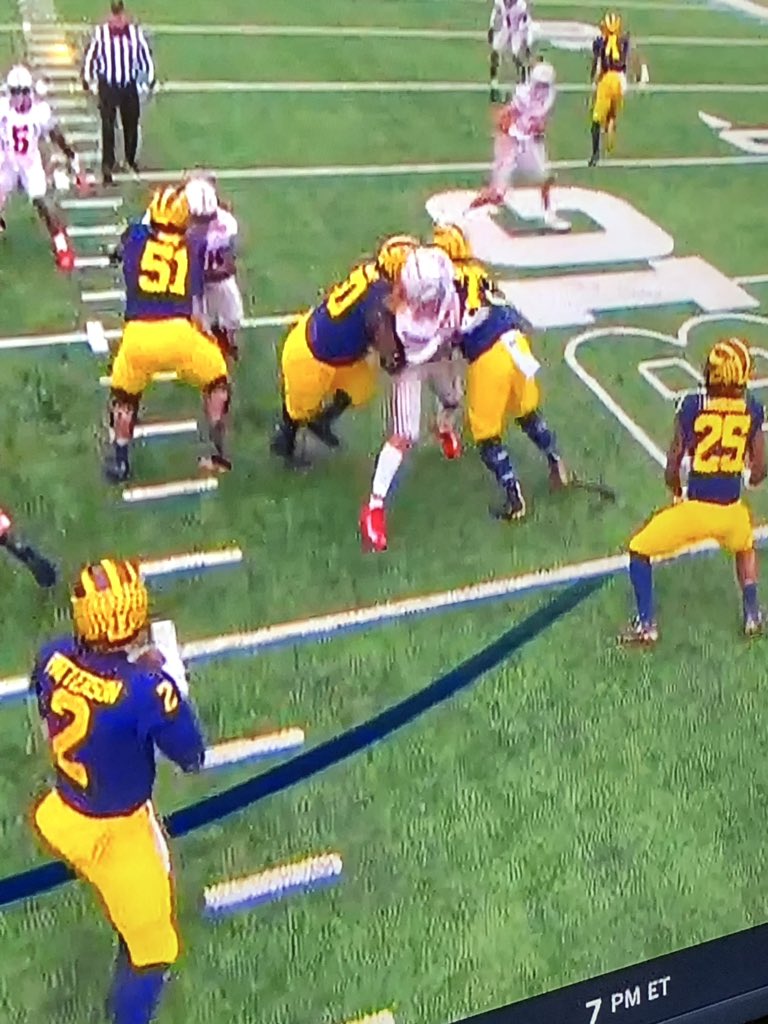 BuckeyevsTworld's tweet photo. Find someone that holds you the way Michigan held Chase Young. https://t.co/Fxc3CnWypy