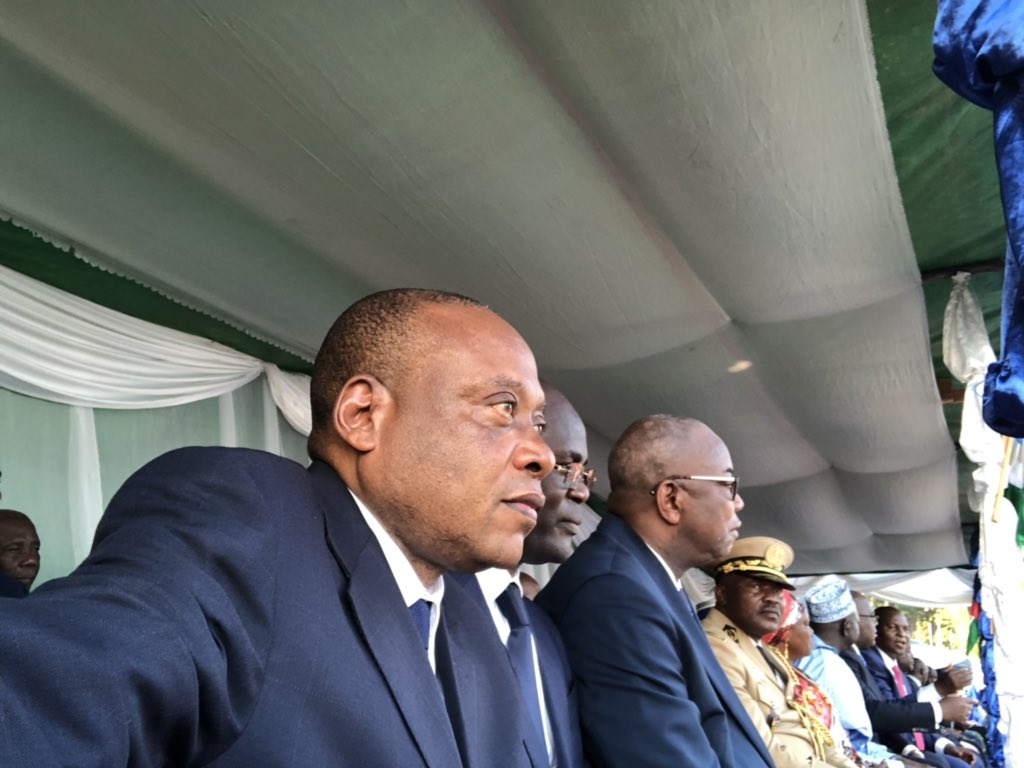 Cartesien243's tweet photo. Ce 01/12/19 avec le VPM de l’intér ,le Min du comm ext,ns avons accompagné son Exc Mr le PR à la célébration du 61eme anniv de la proclamation de la Rép Centrafricaine .À cette occasion,Mr Francois Beya,CS du chef du PR a reçu 1 médaille de mérite de la RCA.Ns l’en félicitons. https://t.co/8w4f9PobHP