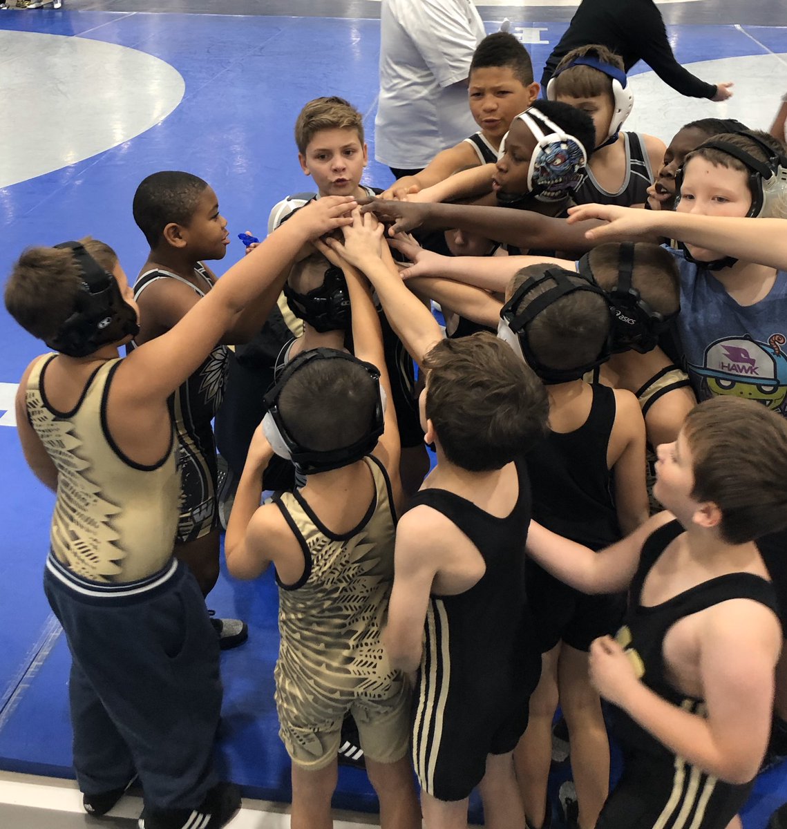 WarrenMTXE's tweet photo. Good luck to our little Warriors as they compete at Franklin today! #WCFamily @coachkrulik https://t.co/IAz58goIZK