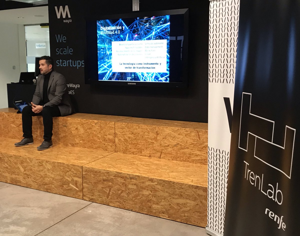 trenlab's tweet photo. Bruno Espinar @Tecnoestresado, responsable de movilidad 4.0 e innovación digital de @renfe, comparte las claves de @Renfe As a Service con los participantes del #HackathonTrenLab. https://t.co/qJPxp3UoQz