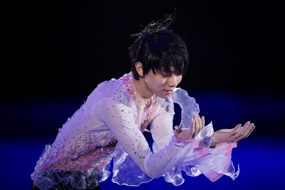  Just share the same birth year but whatever HAPPY BIRTHDAY YUZURU HANYU    