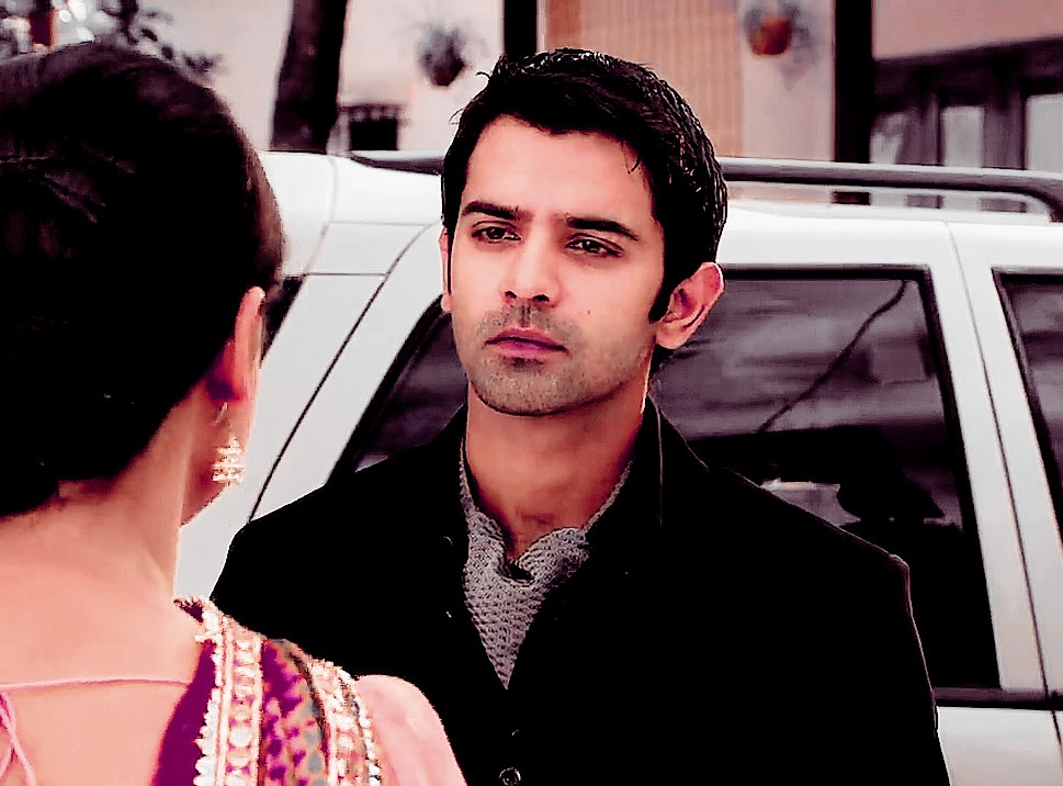 Arnav taunts Khushi on not having money  #Arshi  #RabbaVe  #IPKKND #SanayaIrani  #BarunSobti