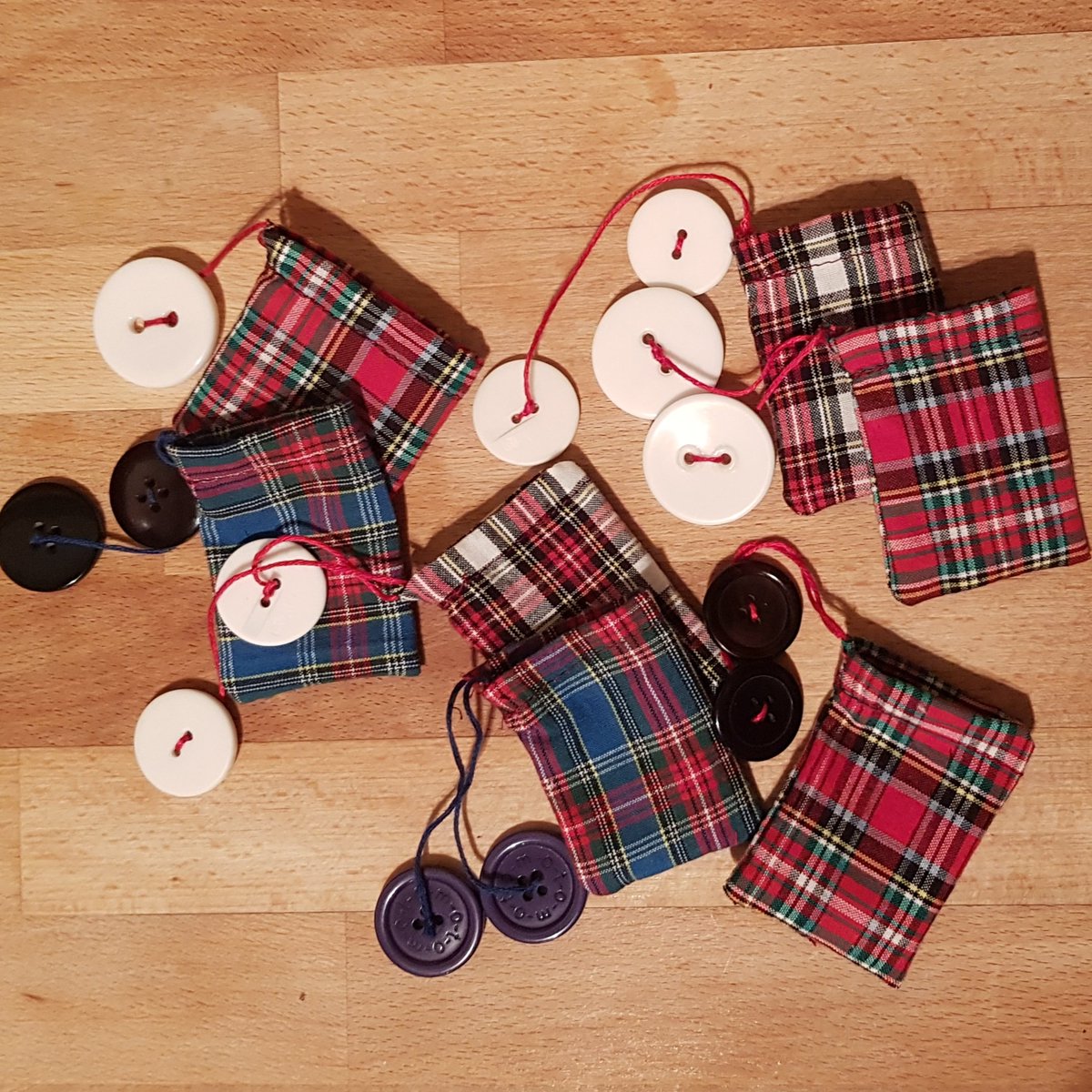 Reusable tartan teabags! Hoping these will be nice with my tablet and some yummy tea as xmas gifts. 😁☕ #xmascrafts #reducereuserecycle #crafters #cuppa
