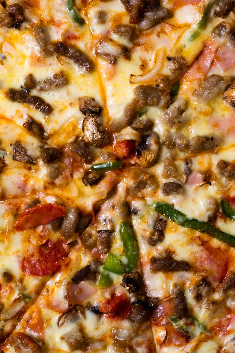 dominosve's tweet photo. Domingo con D de Domino's y Delivery. 
¿Coincidencia? No lo creemos 😎

#nadieEntregaMejorEnVenezuela https://t.co/OCOLxheMpV