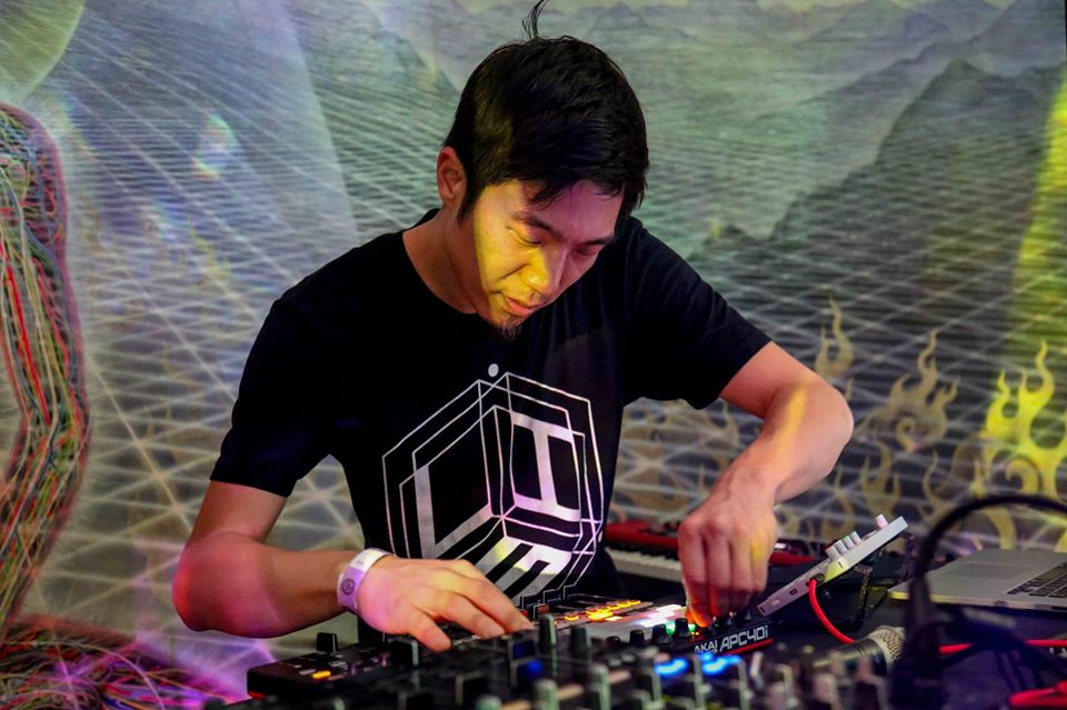 CervantesDenver's tweet image. We're pumped for #ReSearchWednesdays ft @borahmkeys of @breakscience (pictured), #KevinDonohue of @SunSquabi &amp;amp; #ColbyBuckler of @emanc Ensemble!
Catch their show with @thisislapa and @NADASOUND on Wed, January 29th.
Presented by @ECpresents
Supported by @303MHSM &amp;amp; @PartyGuruUS