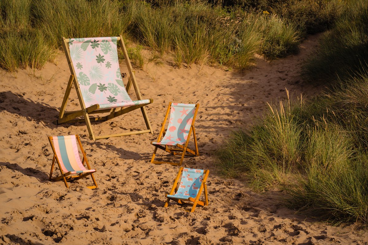 Giant Deckchairs & Friends tweet media