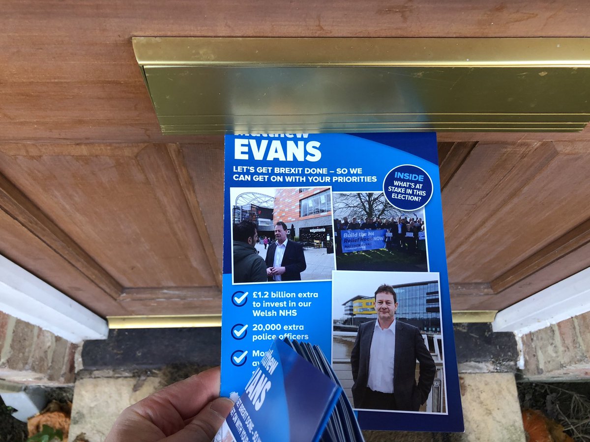 MattSmithWales's tweet photo. Great to join @WelshConserv candidate for #Newport West @matthewevansnpt for campaigning. A #ToryGain will help #GetBrexitDone and #UnleashWalesPotential ! #RuleOutRemain #BackBoris #ChangeWales #GE2019 ๐ณ๐ด๓ ง๓ ข๓ ท๓ ฌ๓ ณ๓ ฟ๐ฌ๐ง https://t.co/Y0YscIvDVt