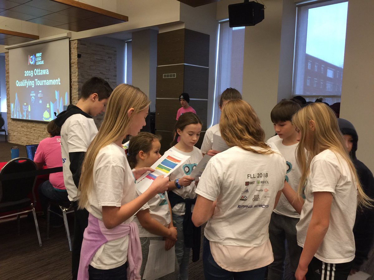 DempsterJeannie's tweet photo. #FLLOttawa Thanks for the opportunity for kids to design and code all in one event! #designthinking kids ages 9-12 applying design concepts and building empathy for persons with disabilities, promoting more publicly accessible spaces in our city. So proud of the Rippin’ Robots! https://t.co/x7dbVfBQkl