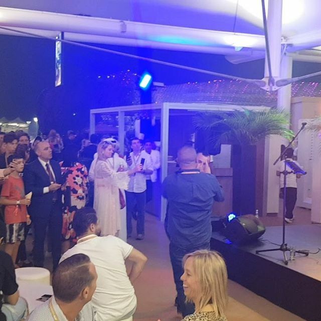 codacreate's tweet image. Congratulations @lewishamilton on a great win and the championship! It&apos;s time to party for the last time this season @f1paddockclub @f1 #events #livemusic #liveband #abudhabigp ift.tt/2DAKUv2