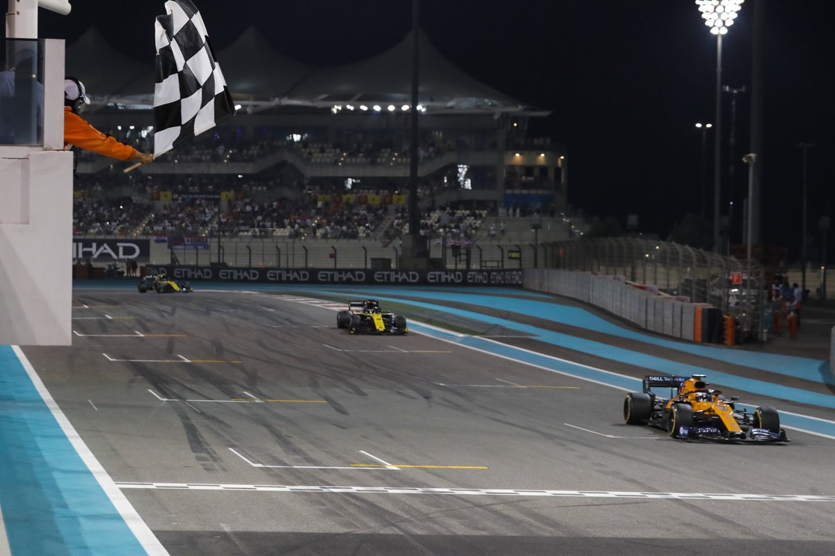 ¡P6 en el Mundial! Misión cumplida. No ha sido fácil cambiar a dos paradas, pero hemos hecho que saliera bien. He atrapado a Hülkenberg con un adelantamiento que no olvidaré en la última vuelta. El año ha terminado, pero 2020 empieza mañana. ¡GRACIAS a todo el equipo!
#AbuDhabiGP