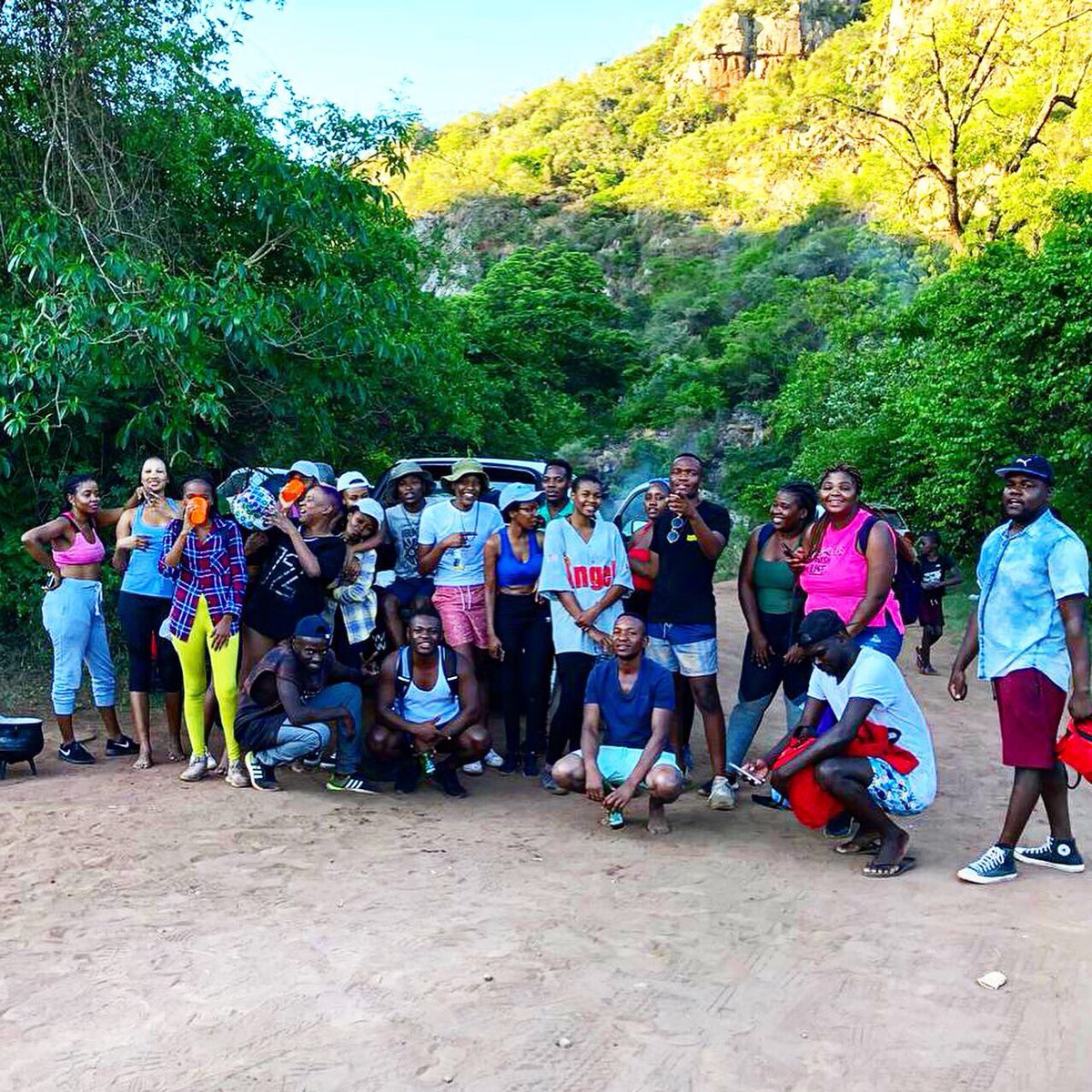 Mdikhence's tweet photo. Exploring Without Limits, the wilderness was called and hikers answered. #ExploringWithoutLimits https://t.co/P0uh6QVQRP