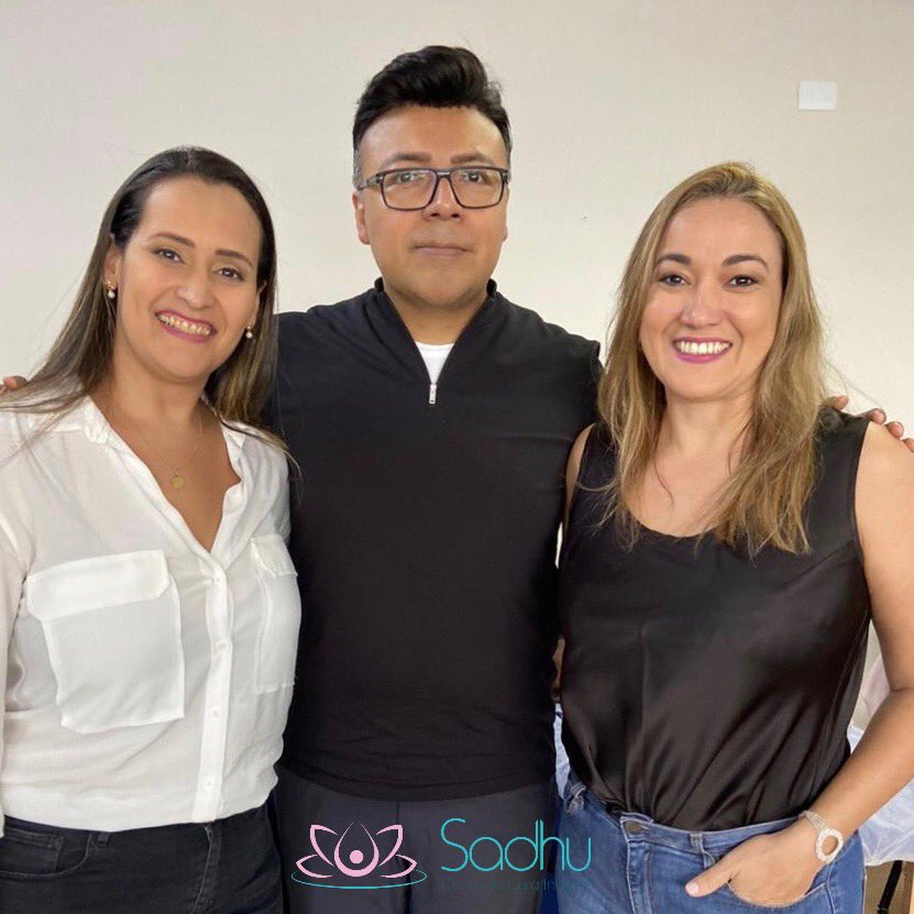 SadhuCura's tweet photo. Muita gratidão ao mestre Dr. @MGoiz que além ensinar acerca do Par Biomagnetico (identificação e tratamento das distorções elétricas do corpo) pesquisa e divulga a técnica do Biomagnetismo com maestria!
🙏🏻✨⚫️🔴
#EuSouSadhu #biomagnetismo #paresbiomagneticos #homeostase #saude https://t.co/zj6YiwcXFN