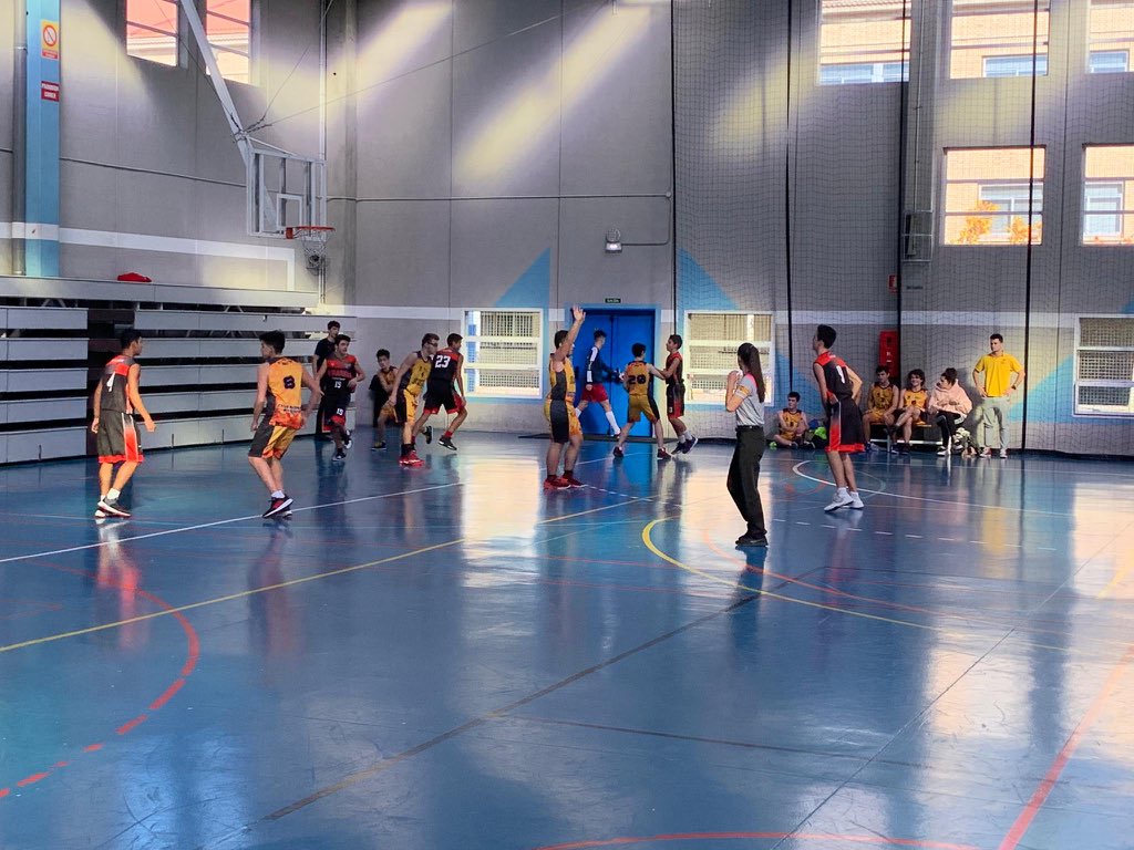 🏀🏀Junior C Masculino <a href="/coolpack_es/">Coolpack_ES</a> Romareda 91 Bomba Basket 16 abultado resultado gracias a la gran efectividad de cara al aro de los nuestros💪💪💪