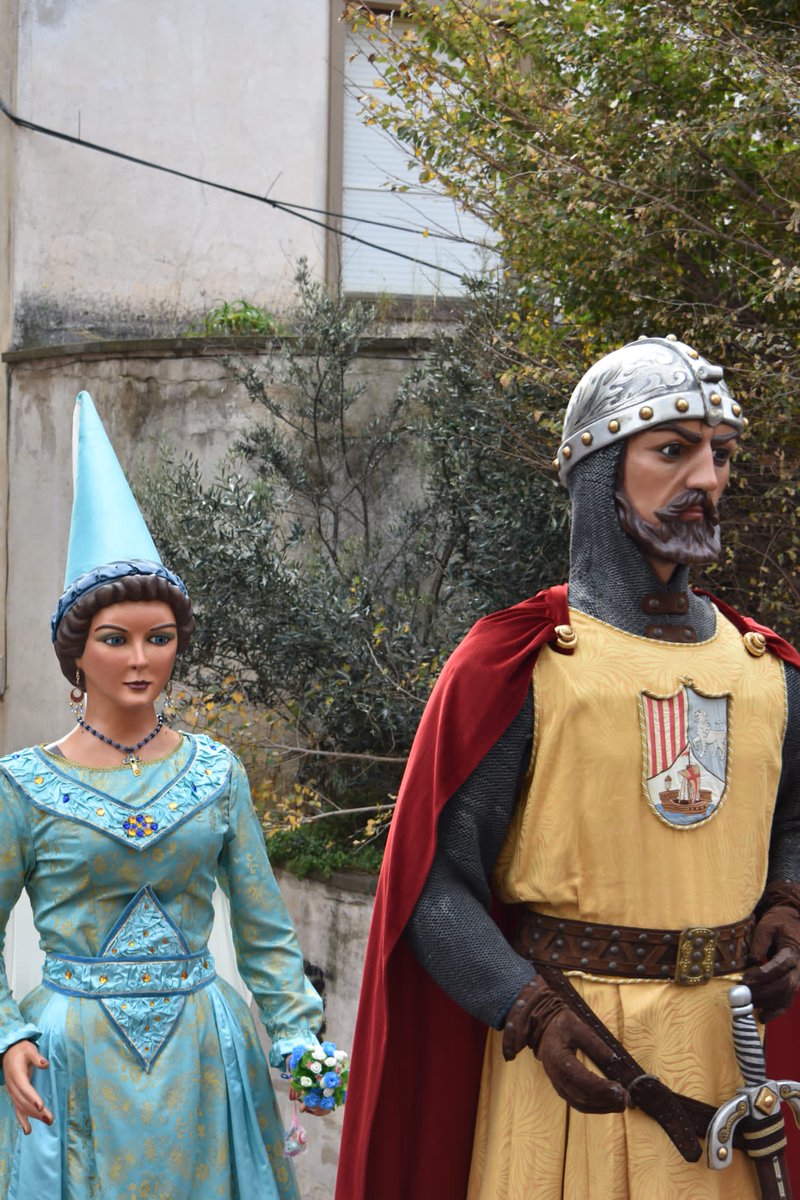 Última sortida de <a href="/gegantersdcanet/">Geganters de Canet</a>  fora de Canet, hem estat a Llavaneres. Ús deixem l'enllaç amb les fotos. En Guillem-Bernat i na Agnès és descansaran fins l'any que ve <a href="/ajcanetdemar/">Aj. Canet de Mar</a> <a href="/AjLlavaneres/">Ajuntament de Llavaneres</a> <a href="/canetmodernista/">És Canet És Turisme!</a> @BlancaArbell <a href="/rosabelmc/">Rosabel Madrid Cámara</a>  m.facebook.com/story.php?stor…