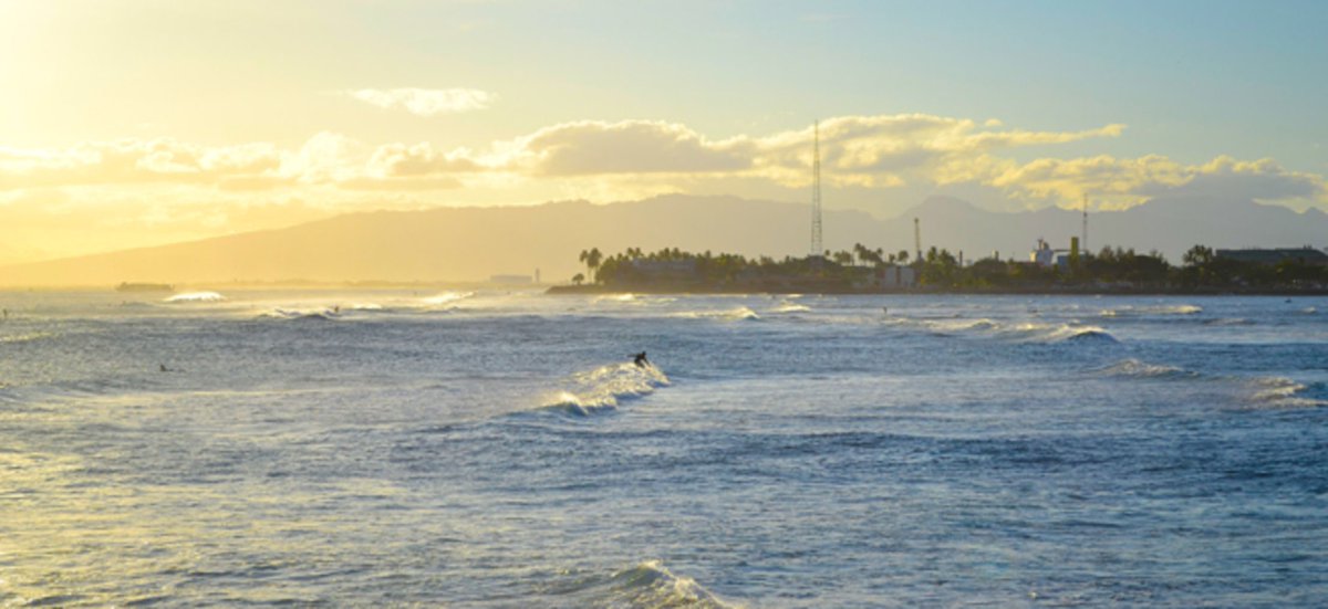 We've compiled a video of our favorite Oahu beaches. Which one is special to you? ow.ly/cJU230pEW3R