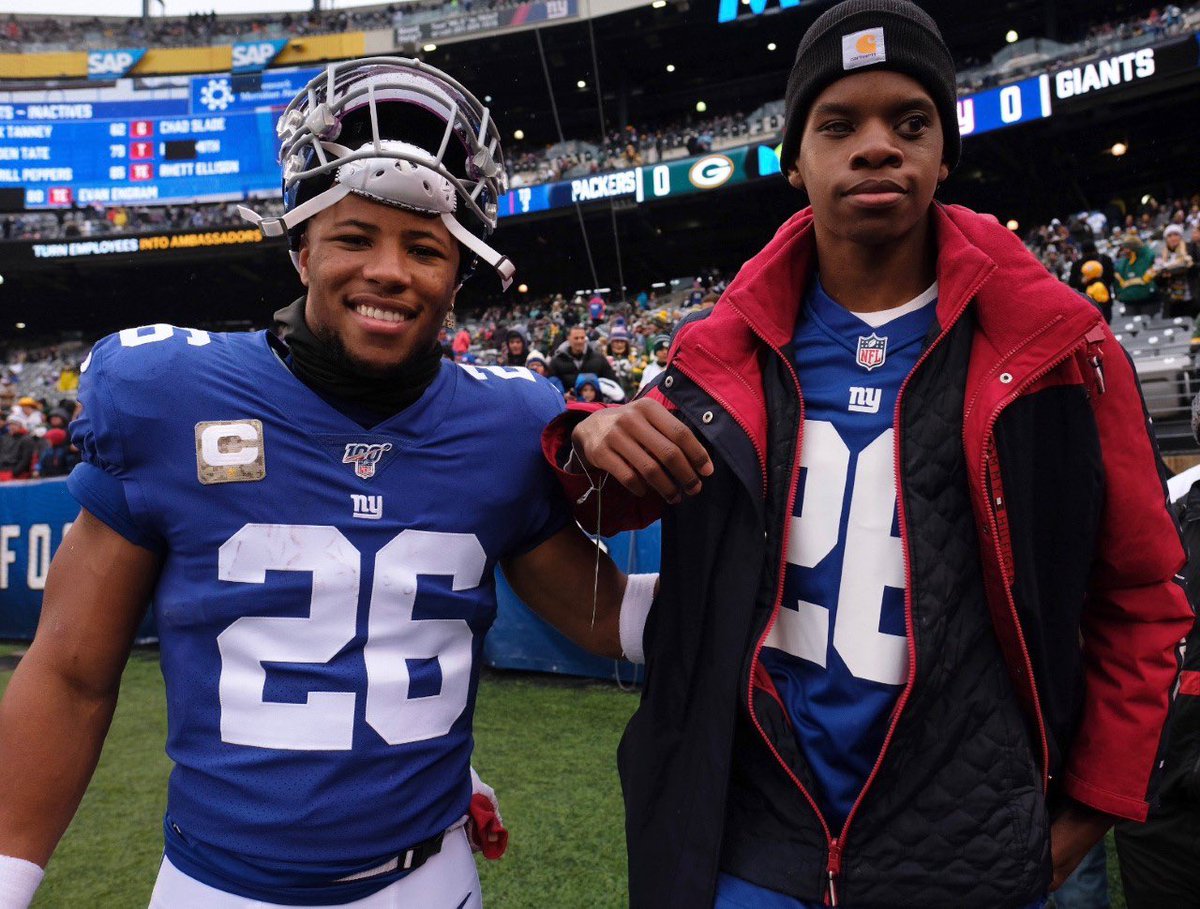 DisneyPlus's tweet image. The unstoppable Adonis of @Marvel’s #HeroProject and his family joined @saquon at today’s @Giants game! 🏈

Catch Adonis’ episode now on #DisneyPlus.