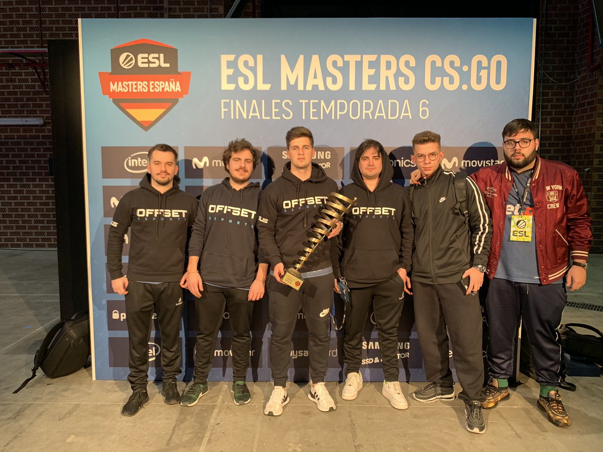 2-1 vs @VodkaJuniorsCS, um inferno que não é nada a nossa cara mas mérito deles que jogaram muito bem, de resto foram jogos tranquilos..
Muito feliz por voltar a ganhar 🙌🤞
Gracias <a href="/ESLesCS/">ESL CSGO España</a>, todo siempre impecable 🙌 
Vamos <a href="/Offset_Esports/">OFFSET Esports</a> ❤️❤️