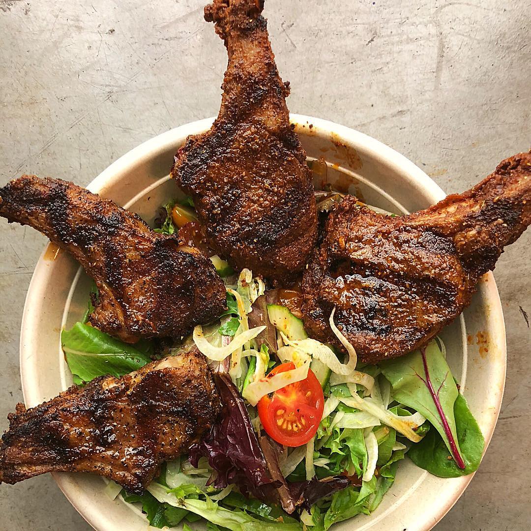 halalfoodsapp's tweet photo. 🍴TAQUERIA LOS SOMBREROS
📍9370 W Ballard Rd, Des Plaines, IL
.
.
📲URBAN HALAL
🍔#Food You Love From Local Favorites
.
.
👉🏼https://t.co/CMRJeJmGIp
.
.
📸 IG
💯 #urbanhalal #hellalhalal #halalfood #halalfoodie #foodie #halal #halaal #zabihah #pakistani https://t.co/dR19R6SZgc