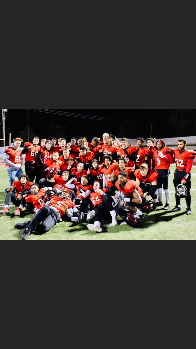 EberhartJulius7's tweet image. Crazy to think two years ago my mom pasted away and I was ready to walk away from football but I stayed with it and I am nothing but truly blessed to have been apart of this team. I can’t wait to see what the future hold for me as a player and as a man❤️🤞🏾#Fild #7out✌🏾