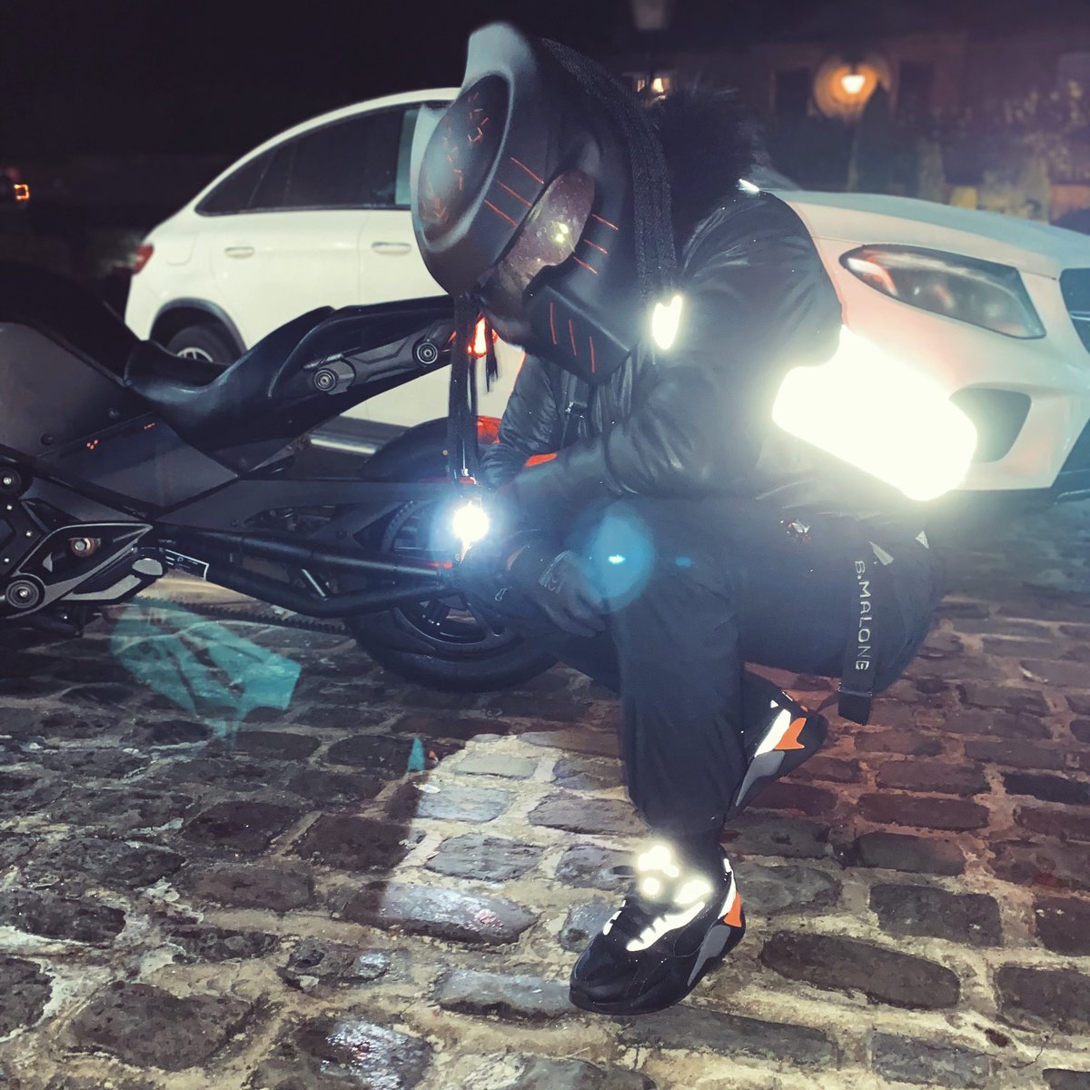 Whats the point in importing toys from all over the 🌏 if your not gona let the back end kick out on a frosty winters night... Plus this b.malone holster has only just landed and its got the website crashing an all that 😅