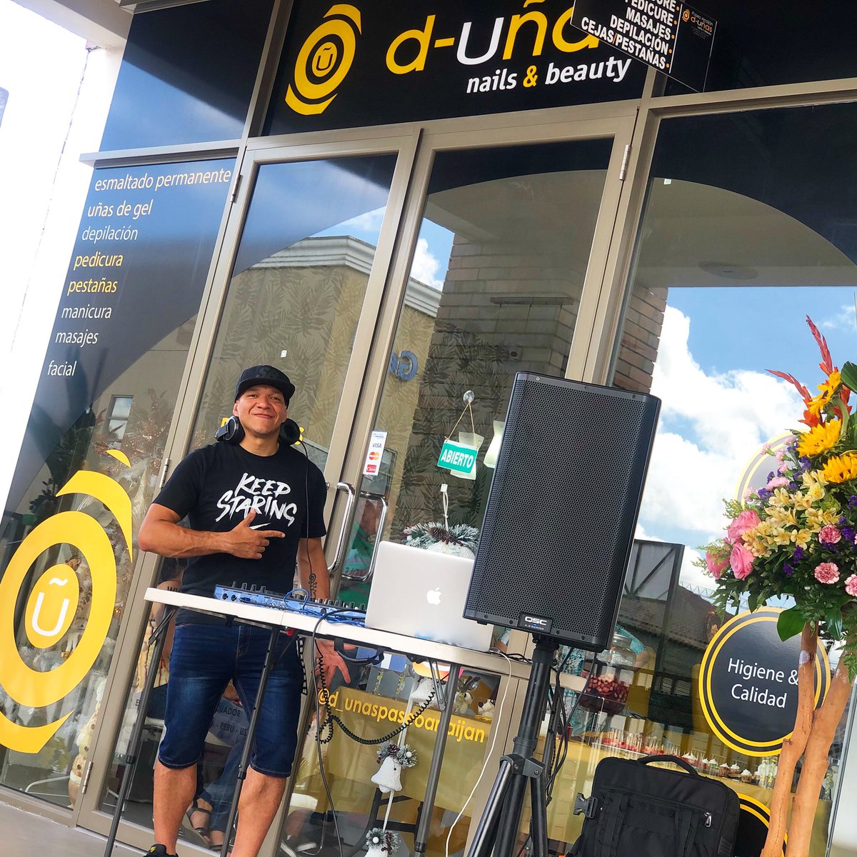 djhongo_web's tweet photo. Hoy estamos en casita Arraiján cabecera Plaza Paseo Arrijan compartiendo en la inauguración de #D-Uñas de mi amiga @ailynwu04 ven a conocerlo llégate te espero 😎🔥🙌🏼🙌🏼 https://t.co/Xq6j4h5Kmu