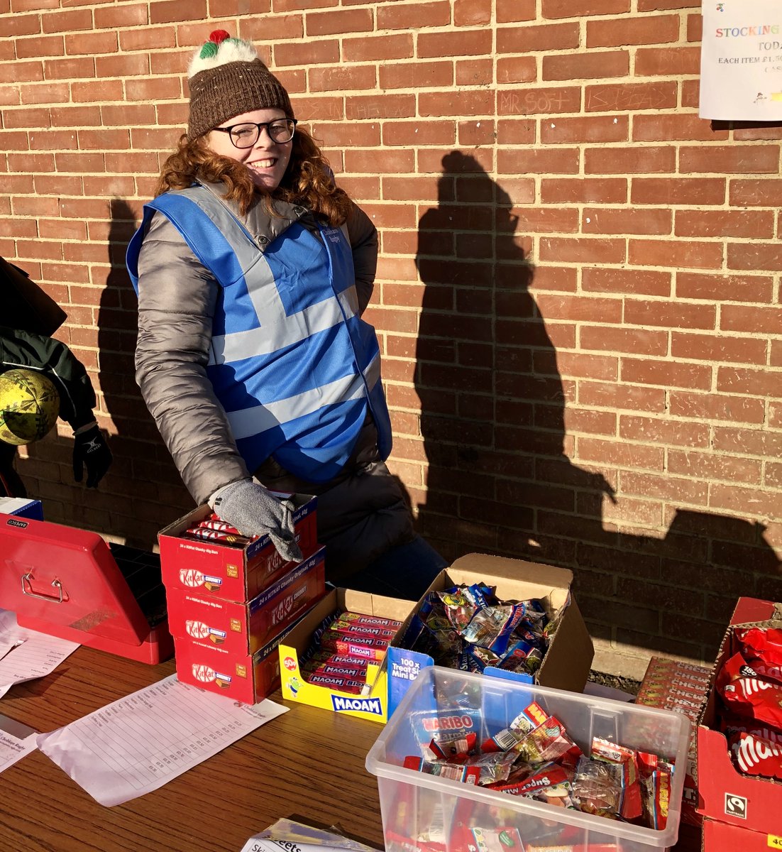 ChobhamCheetahs's tweet photo. Great work from the Cheetahs today at the @chobhamrugby U8/U9s Home Festival today! ๐๐ค
From refereeing, to helping first aid and run the sweet stall, they were a big help and brilliant #rugbyrolemodels ๐๐คฉ๐
Important message here - rugby is something you give back to. ๐ https://t.co/R1viyjfhbZ