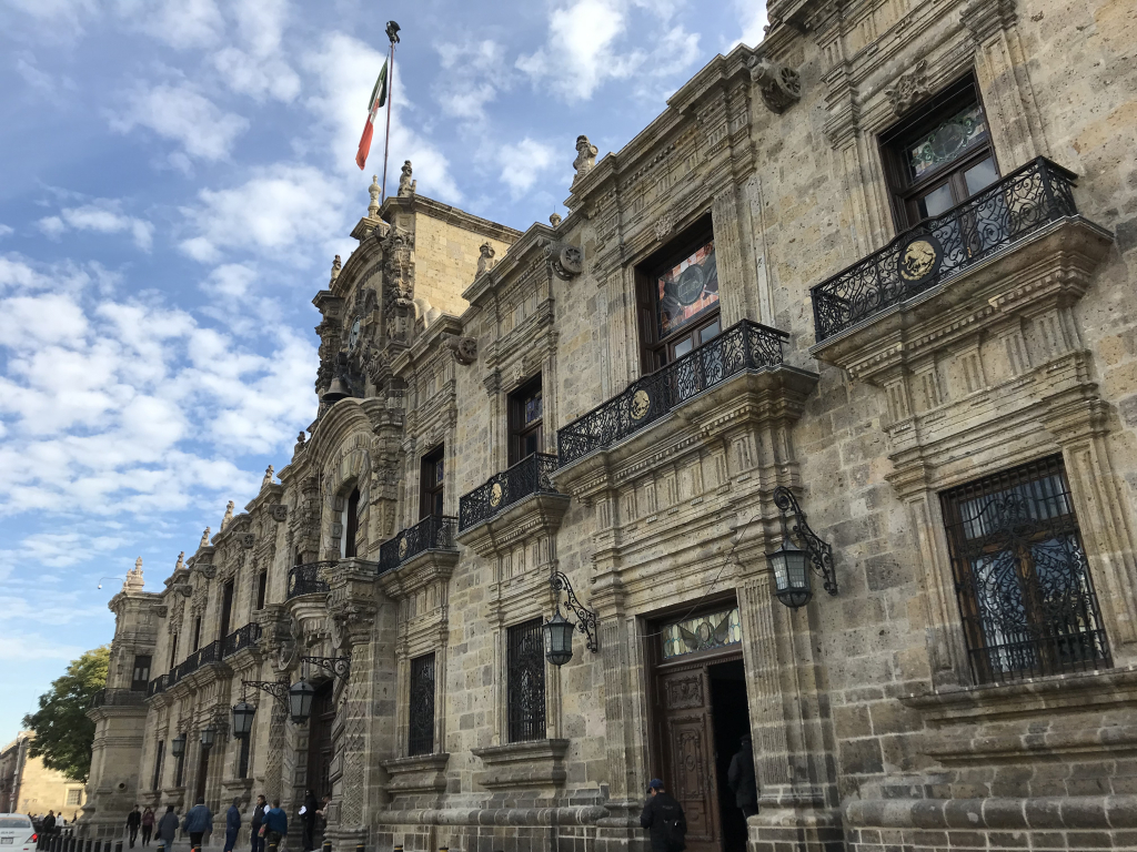 karenreid00's tweet photo. From road trips to long-haul flights, we fit in some big adventures in 2019. Here's a look back starting with our Jalisco Road Trip. #Travel #Blog #Explore #Travel #Adventure #EndofYear #Reflections #RoadTrip #Jalisco #Highlights https://t.co/99CW6FbU4m https://t.co/JKO4DQne6N