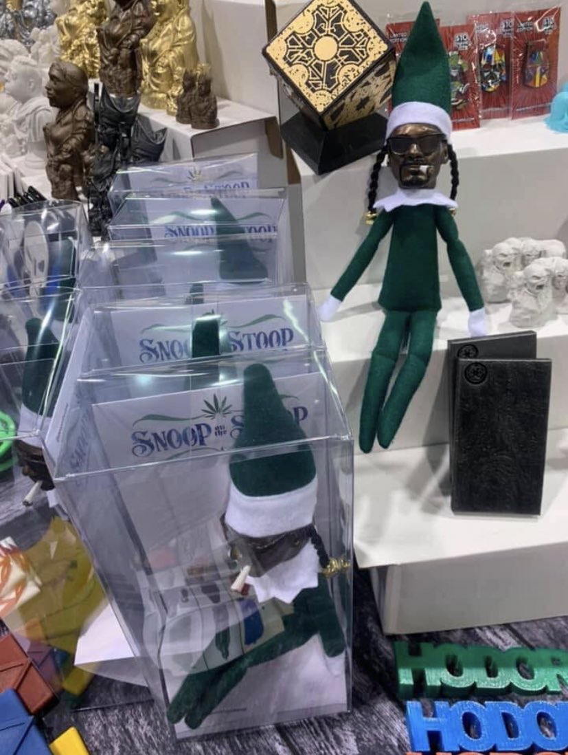 Dominique732's tweet image. I want one. #snooponastoop