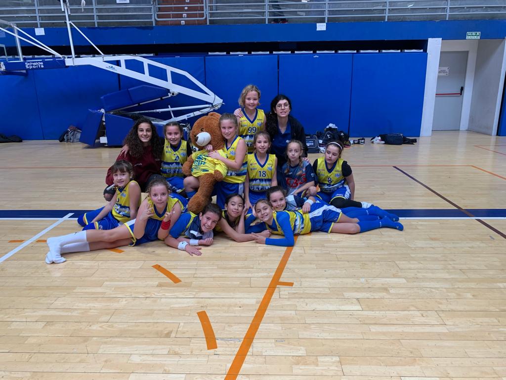 cbgetafe's tweet photo. ⛹🏽♀️ Benjamín Fem. 7-33 @SigueMene. "Partido muy igualado desde el inicio y con mucha intensidad que se nos escapa a partir del descanso por la escasa anotación. Tenemos que trabajar más para disfrutar y pelear al máximo cada partido. A seguir 💪🏼 #PequesAlPoder " https://t.co/Fzmrrhs1rS