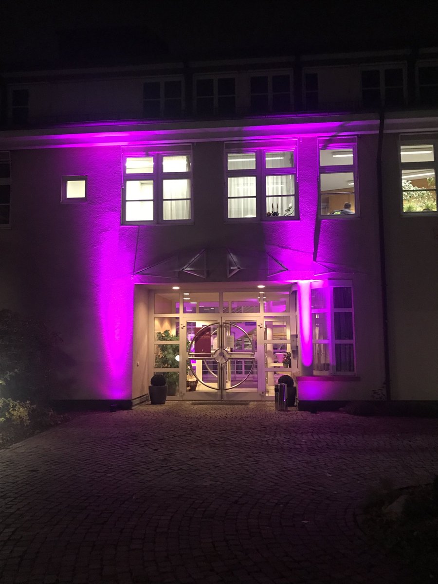 Eingang ins Wahlstudiio : Livestream auf kirchenwahl.de