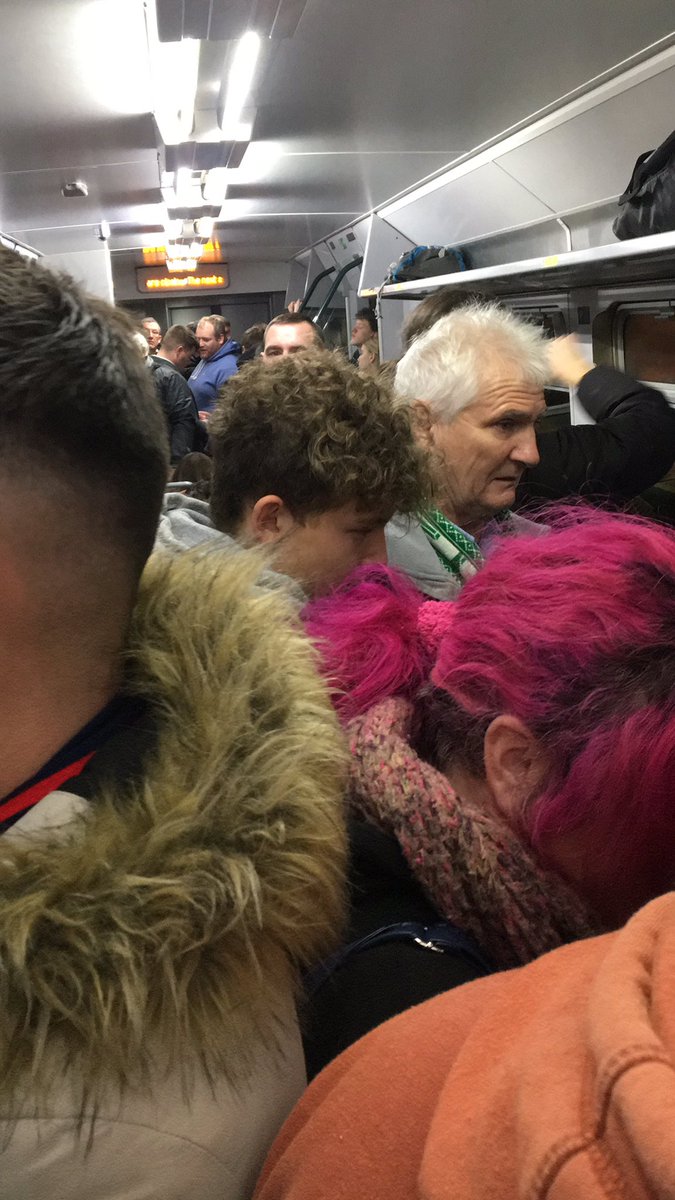 ExeterUniTRC's tweet image. It’s like the bus up to Oxford UTS all over again