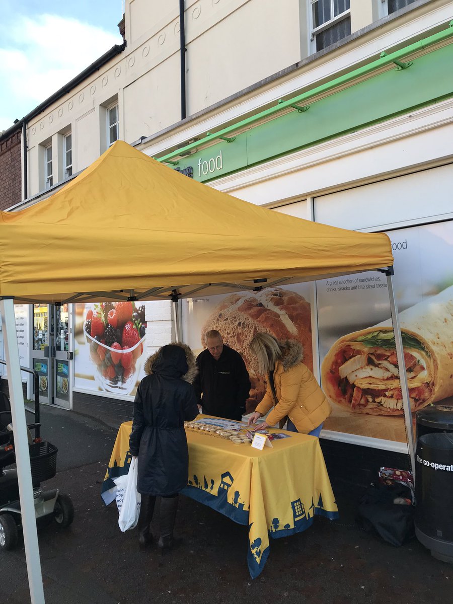 jamesthfc11's tweet photo. Great Xmas community event at Clarendon Park rd coop today #membersdrive #tastings @CJWright_85 https://t.co/hl4LTazGLu