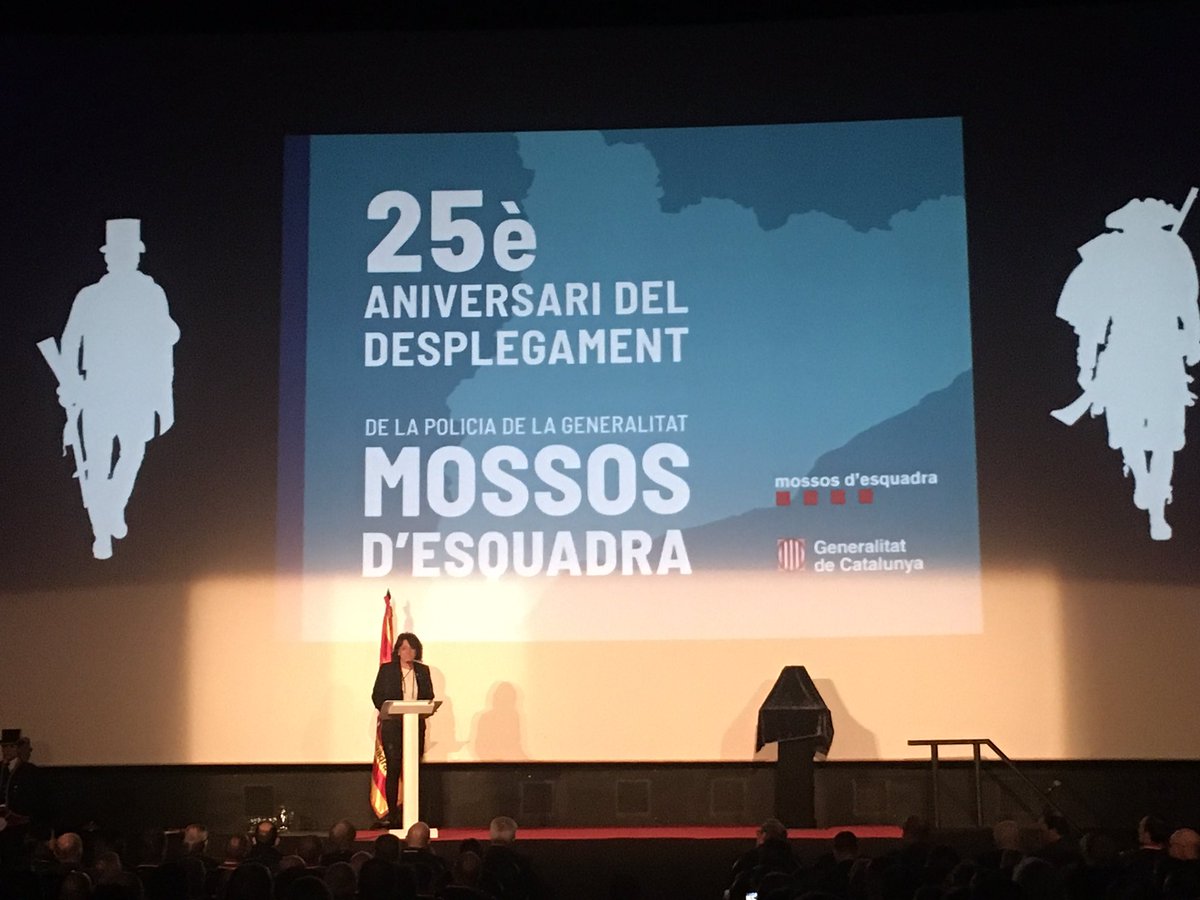 Acte de commemoració del 25è aniversari del desplegament de la policia de la Generalitat MOSSOS d’ESQUADRA
