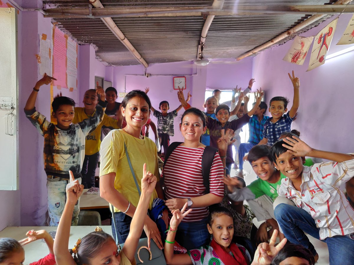 DRkanala's tweet photo. When you spent your time to make other people happy..!!
#workingatTR
#volunteerActivity
#sandwichMaking
#sandwichDistribution
#workforgoodcause
#TRFoundation
#saathNGO
@thomsonreuters 
@saathahmedabad https://t.co/gFrao9GYSD