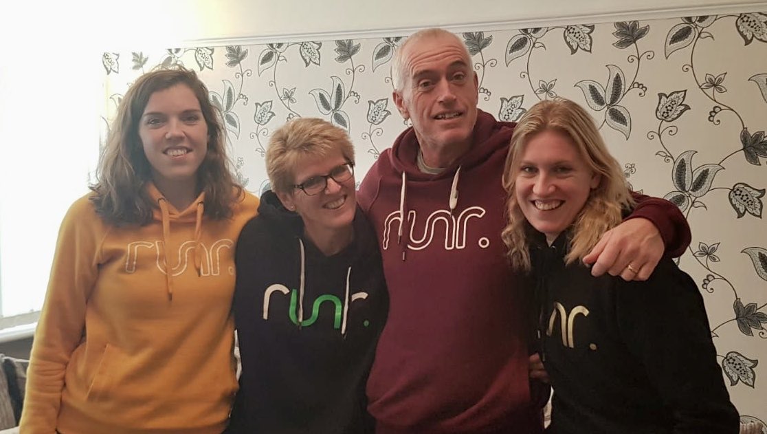 warrenbports50's tweet image. Just another family photo. All four of us ran #greatrunlocal this morning. @runr_uk #running #runr. Love the hoodies.