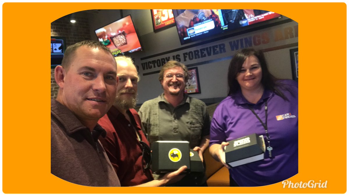 BlakeSM2220's tweet photo. 🔧🔧Thank you to Home Depot for recognizing our Tool Rental department for their hard work and Amazing efforts with Repairs !!! Shoutout to #2220TRC for low RLC usage and Keeping it in house🔩⚙️ https://t.co/gv93dnrlFg