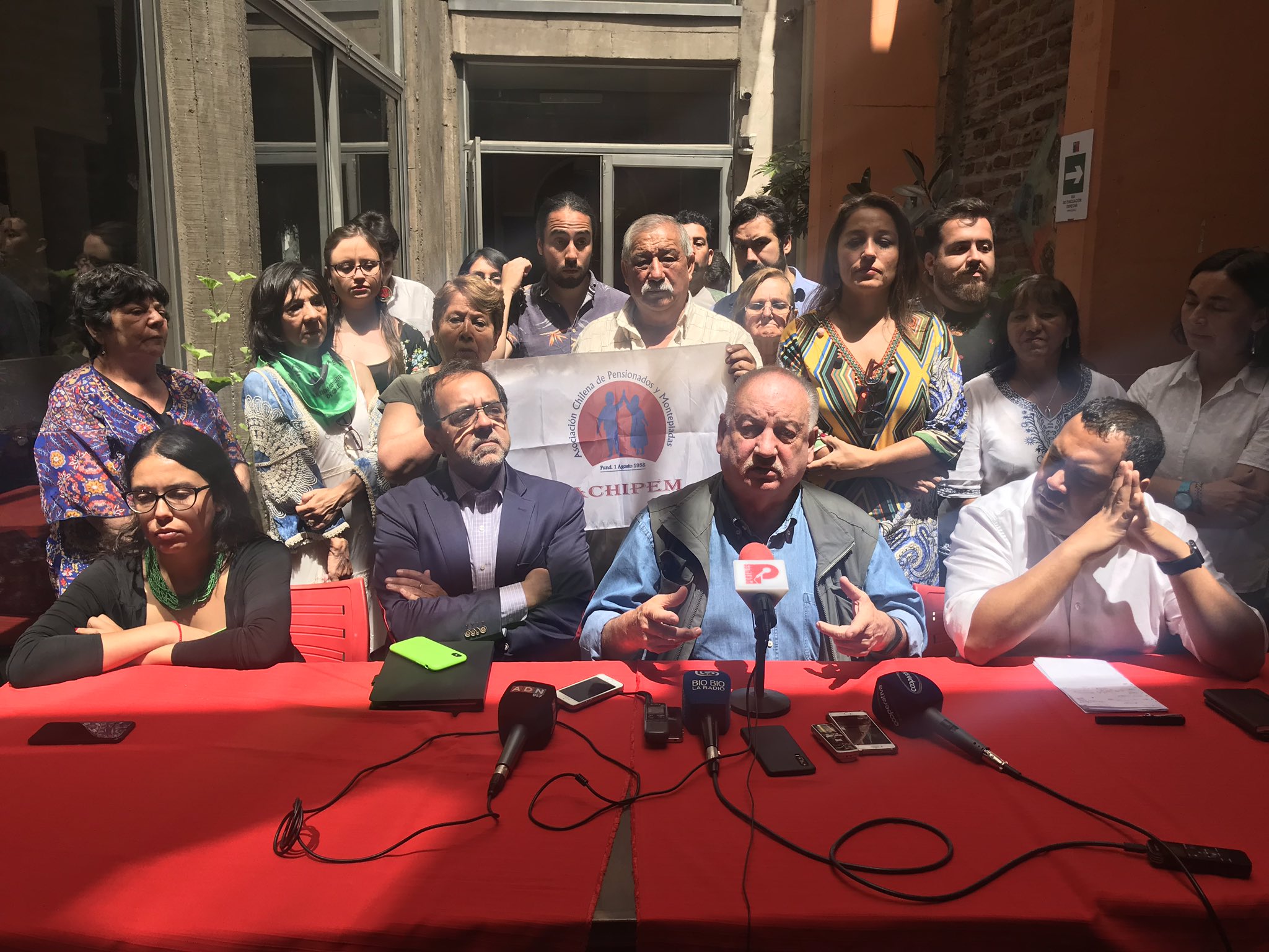 Partido Comunista De Chile On Twitter Gteillier Los Comunistas No Estamos Metidos En Partido Comunista De Chile On Twitter Gteillier Los Comunistas No Estamos Metidos En