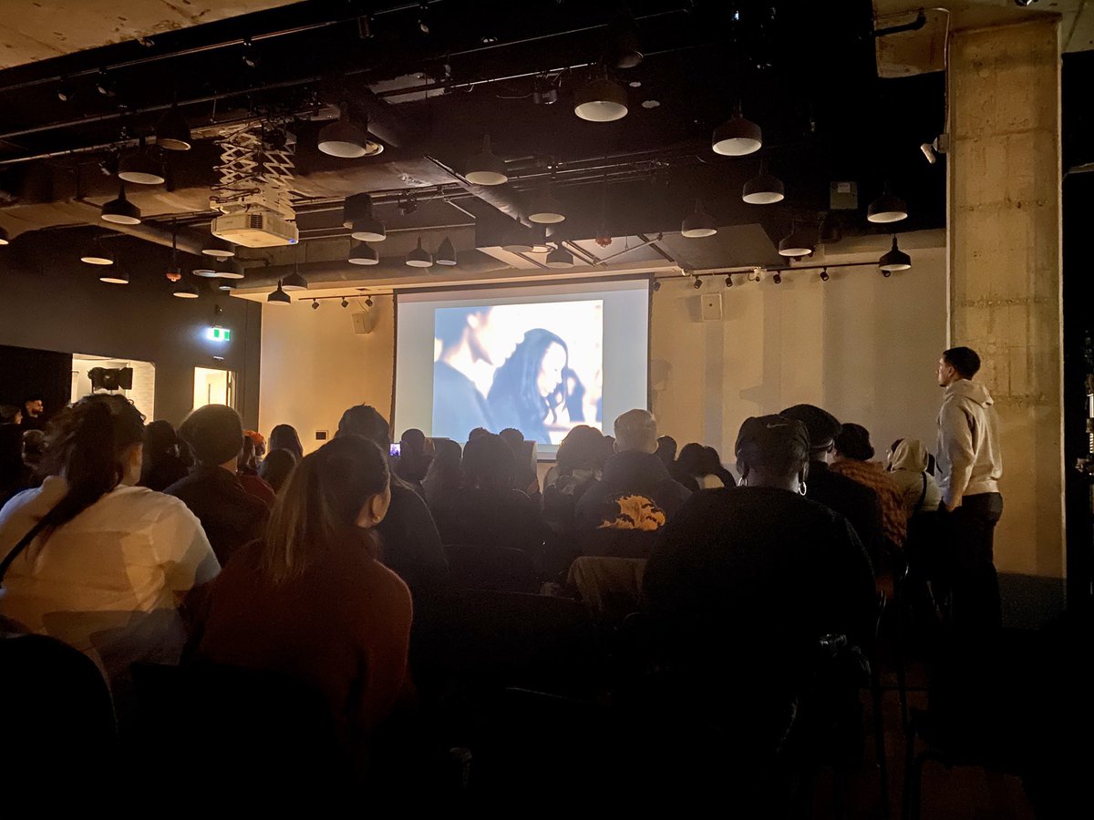 JonniM's tweet photo. Huge bonus by @iDirectorX for everyone who attended this weekends #LaunchpadSummit at @LaunchpadTO 🔥🔥👍🏽 https://t.co/dROmheDul1