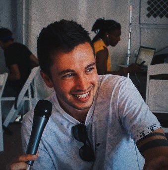 Happy birthday to i guess this guy but also i guess thanks for everything. i might love you tyler joseph. 