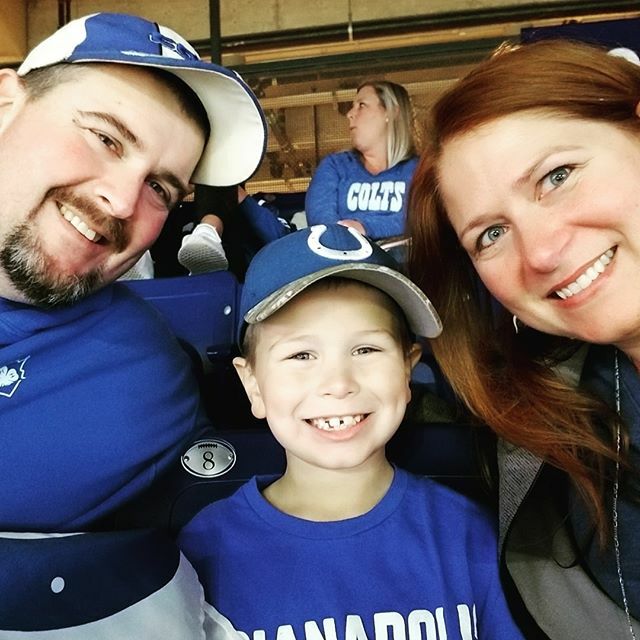 NoFearKitchen's tweet photo. Spending some much-needed family time today. After the craziness of Thanksgiving with lots of extended family, it's just the 3 of us spending some time with the @colts today! What are you doing this snowy Sunday? #TENvsIND #GoColts #IndianaProud #footbal… https://t.co/GeWAzKh7bp https://t.co/LP9SCrjxGb