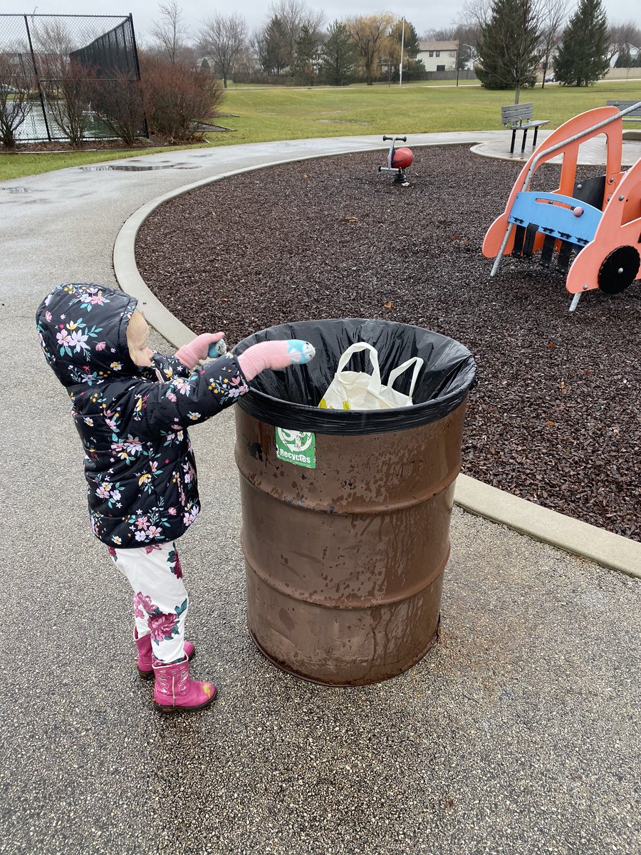 Paul08113166's tweet image. #PledgeForHumanity despite the rain, cold, and mud, my 3 year old and I cleaned up our local parks - clashing flower prints and all! 😊