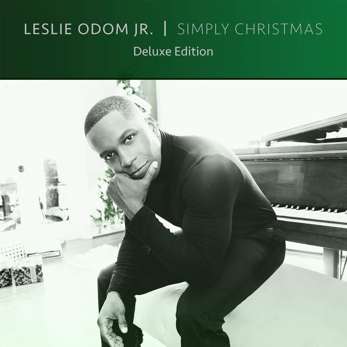 KevinMcCaig's tweet photo. Totally forgot I'd bought @leslieodomjr's #simplychristmas last year, a nice surprise for the holidays - you should buy it. https://t.co/NBVWKkr7V5