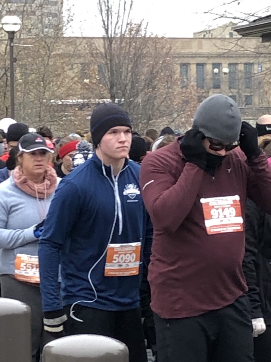 ellespinner's tweet photo. Ran the Hungry Turkey 5K with my little gobblers ... our favorite Thanksgiving tradition! ♥️🏃🏽♀️🏃♂️ #ohioruns @CalebSpinner
@WatchMeRun18 https://t.co/idJQZzCXwZ