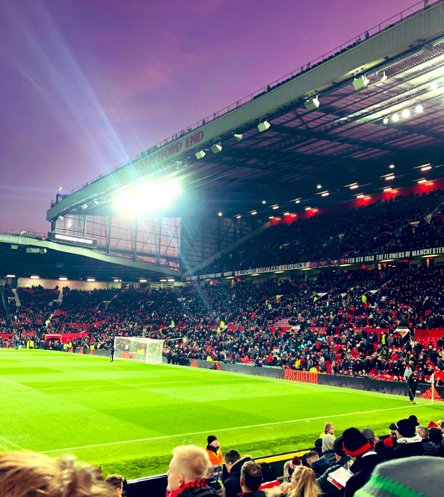 GallimoreSport's tweet photo. Always enjoyable to watch a good honest mid-table clash... Thanks @vikbanerjee #GrealishHasTerribleHair https://t.co/9v3Lzz2lHS