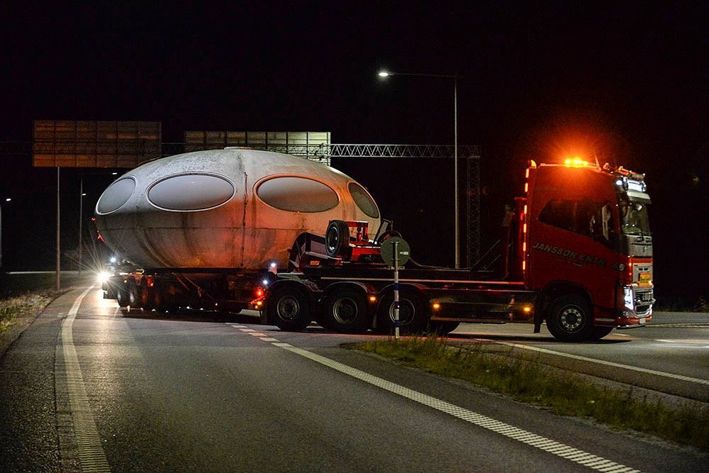 Futuro House Transport thefuturohouse.com