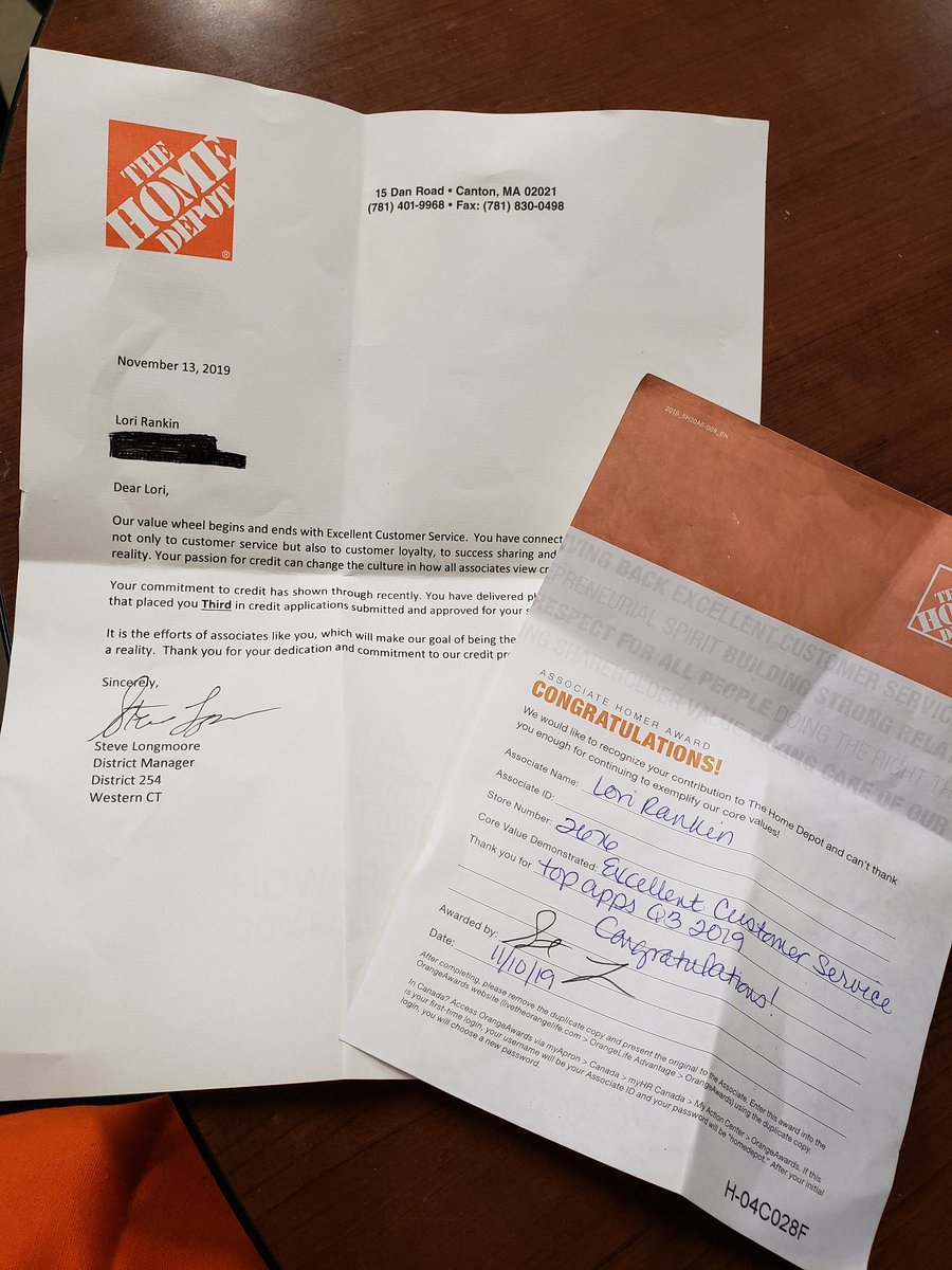 Congrats to Lori of store 2676 <a href="/leominsterhd/">Home Depot 2676</a> 3rd place for Q3 in credit applications done! Way to go Lori!
<a href="/TeeRoobaby/">Latisha</a> @ADzaferadzovic <a href="/JasonArigoni/">Jason Arigoni</a> @CDan60 <a href="/stevenlongmoor1/">Steven Longmoore</a> <a href="/chuck_schofield/">Chuck Schofield</a>