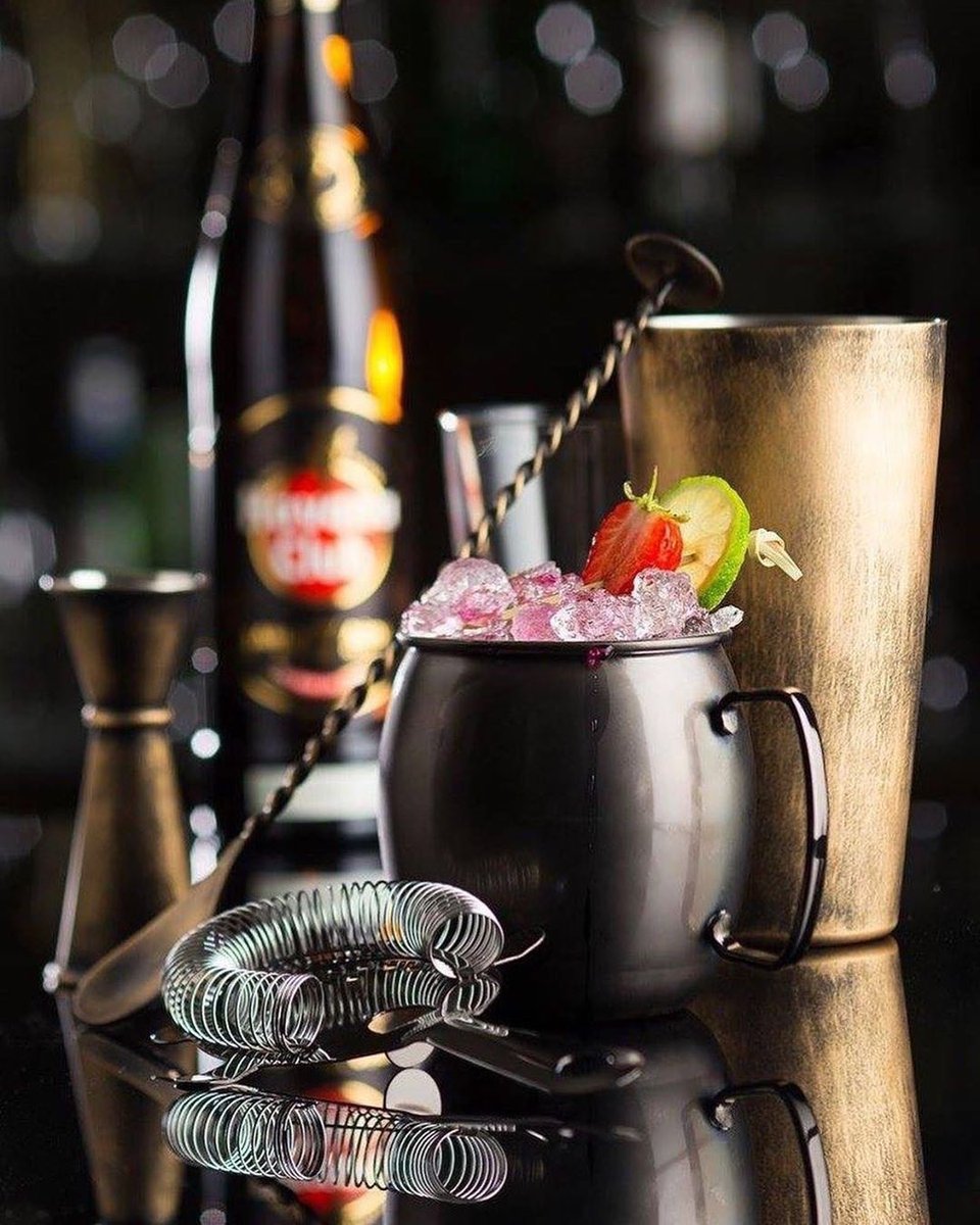 Did you know that we sell a wide range of barware, bar tools and bar supplies available to order online? 🍸 We provide everything your café, bar or hotel could ever need for drinks and beverage service with our range of professional premium barware.