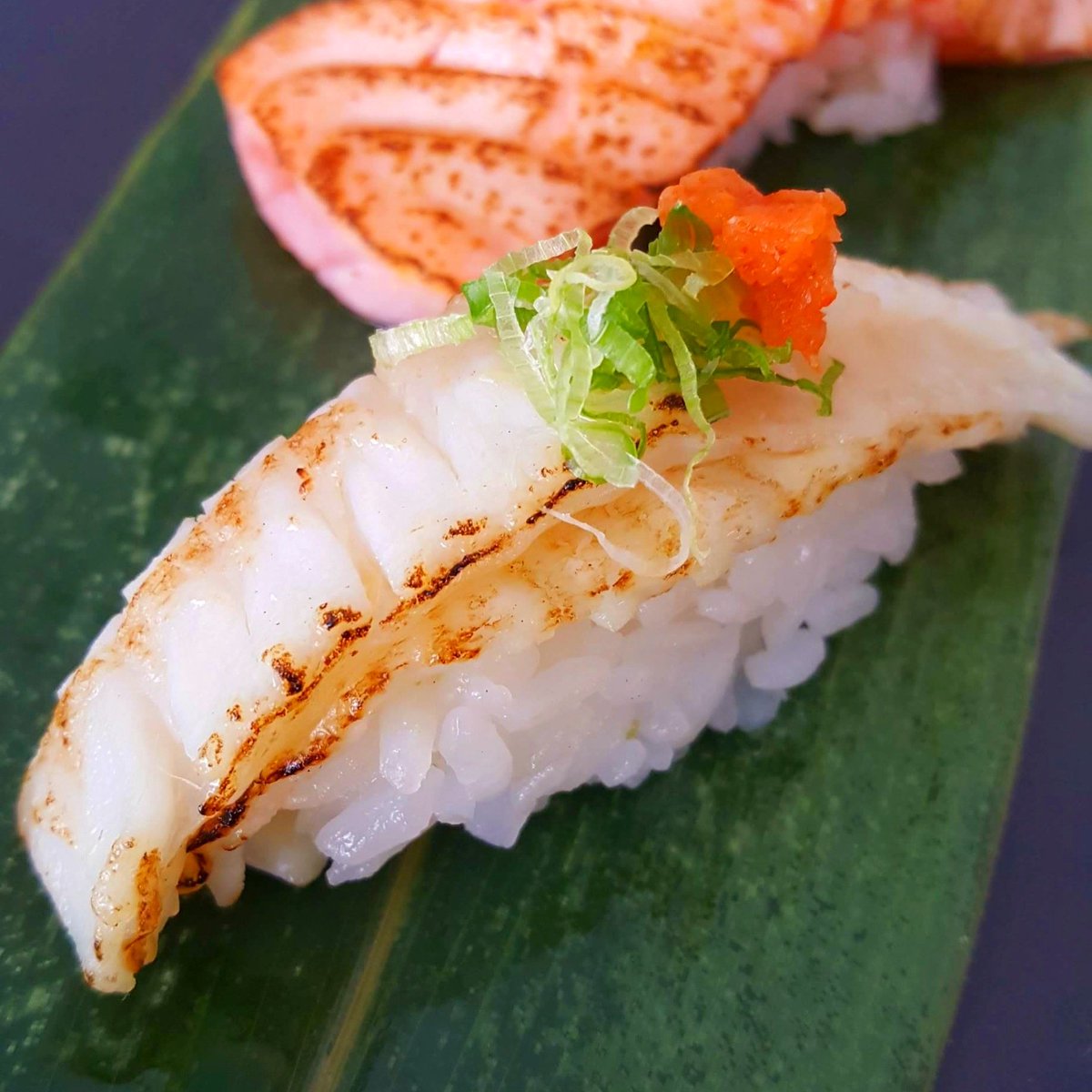 Tsuzuki アメリカでフリーランス 食べ物の美味しそうな写真を撮れたときって嬉しい とくに炙りの香ばしさととろけ そうな食感を伝えたい 日本食 お寿司 コロラド 写真家にでもなるか 食べ物の写真 どうやって美味しさを伝えるか 自分らしく Tsuzuki アメリカでフリーランス 食べ物の美味しそうな写真を撮れたときって嬉しい とくに炙りの香ばしさととろけ そうな食感を伝えたい 日本食 お寿司 コロラド 写真家にでもなるか 食べ物の写真 どうやって美味しさを伝えるか 自分らしく
